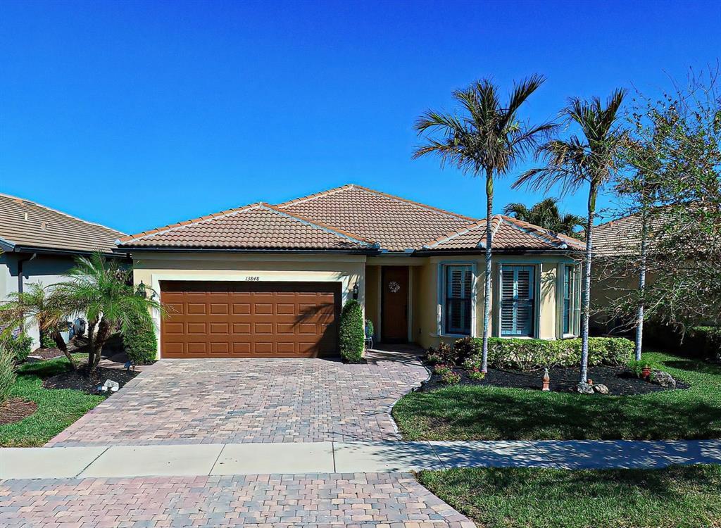 Picture of 13848 Rinuccio Street, Venice, FL 34293