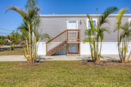 Picture of 1433 Seagull Drive, Englewood, FL 34224