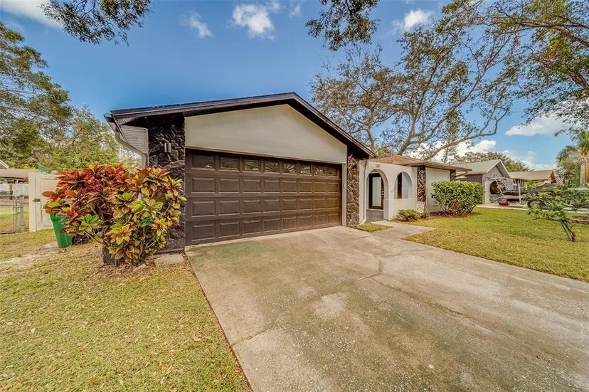 Picture of 140 Meadowlark Dr, Safety Harbor FL 34695