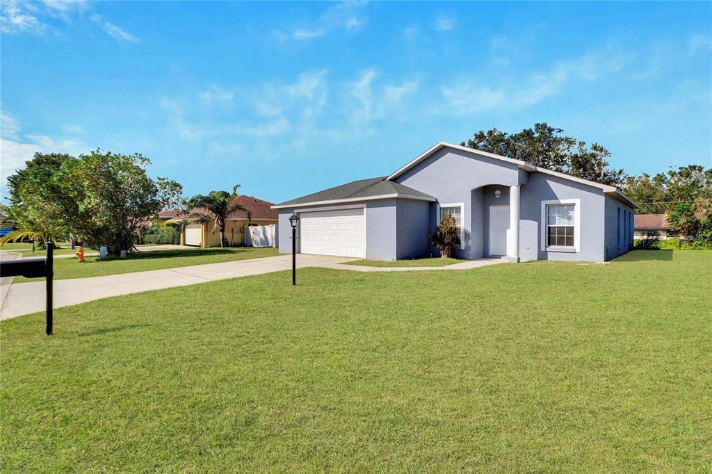 Picture of 6064 Mission Drive, Lakeland, FL 33812