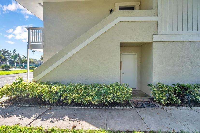 Picture of 2937 Bough Avenue Unit D, Clearwater FL 33760