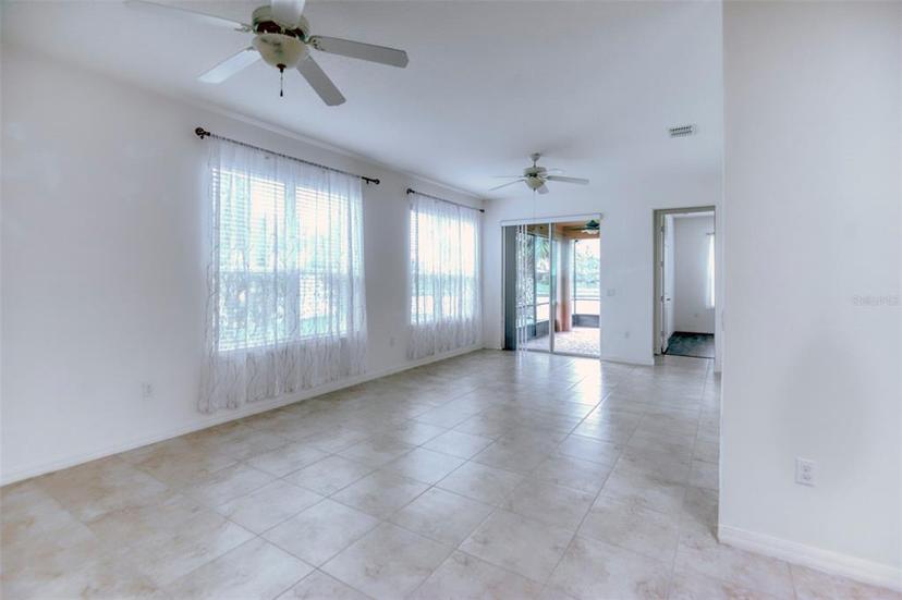 Picture of 3402 Fallbrook Drive, Kissimmee FL 34759