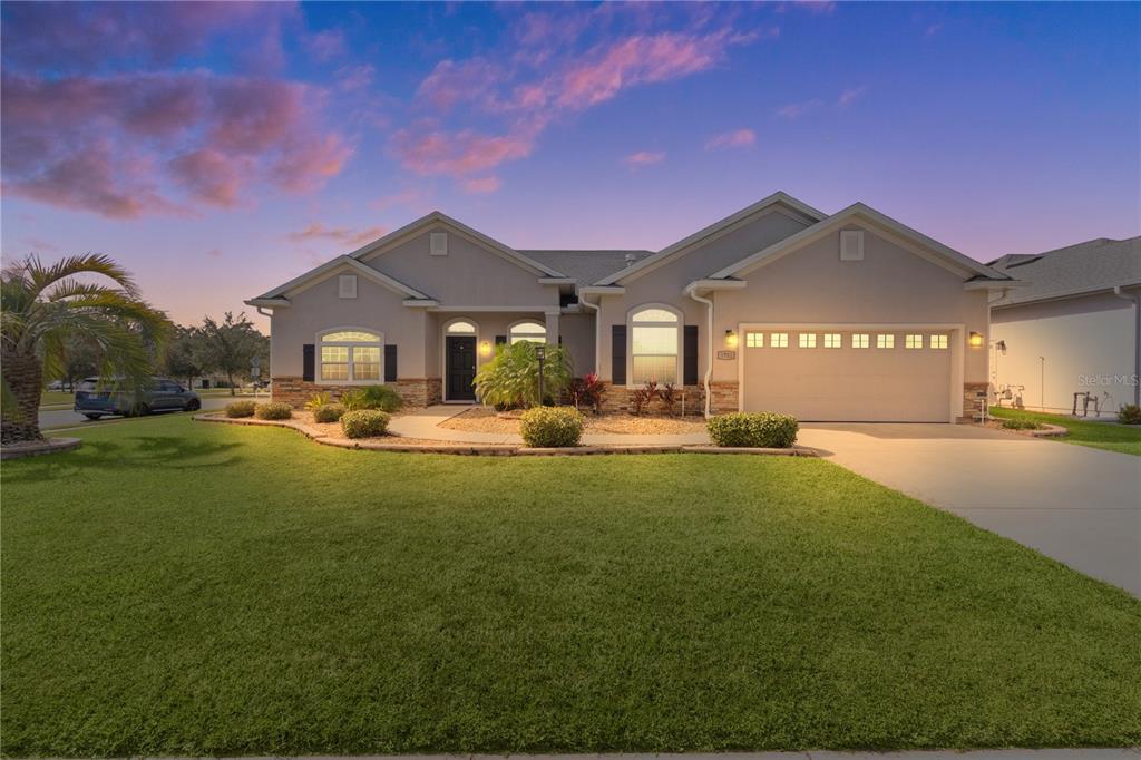 Picture of 9702 Pepper Tree Place, Wildwood, FL 34785