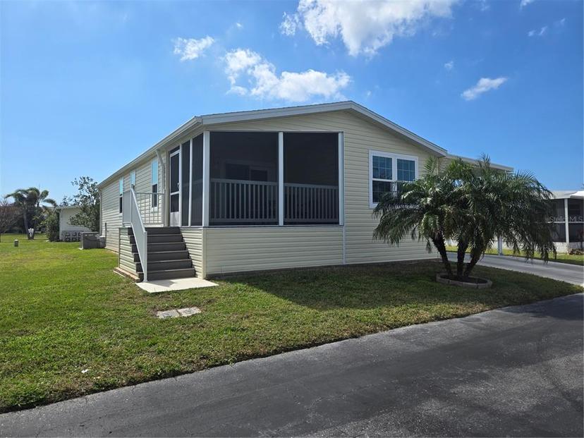 Picture of 428 Boxwood Drive, Venice FL 34285