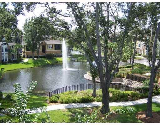 Picture of 10108 Courtney Oaks Circle Unit 203, Tampa FL 33619