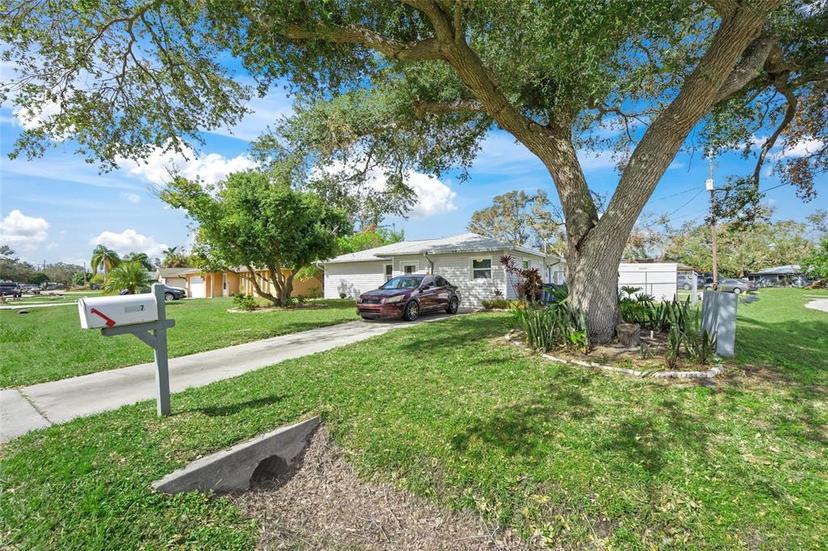 Picture of 4457 Brooksdale Drive, Sarasota FL 34232