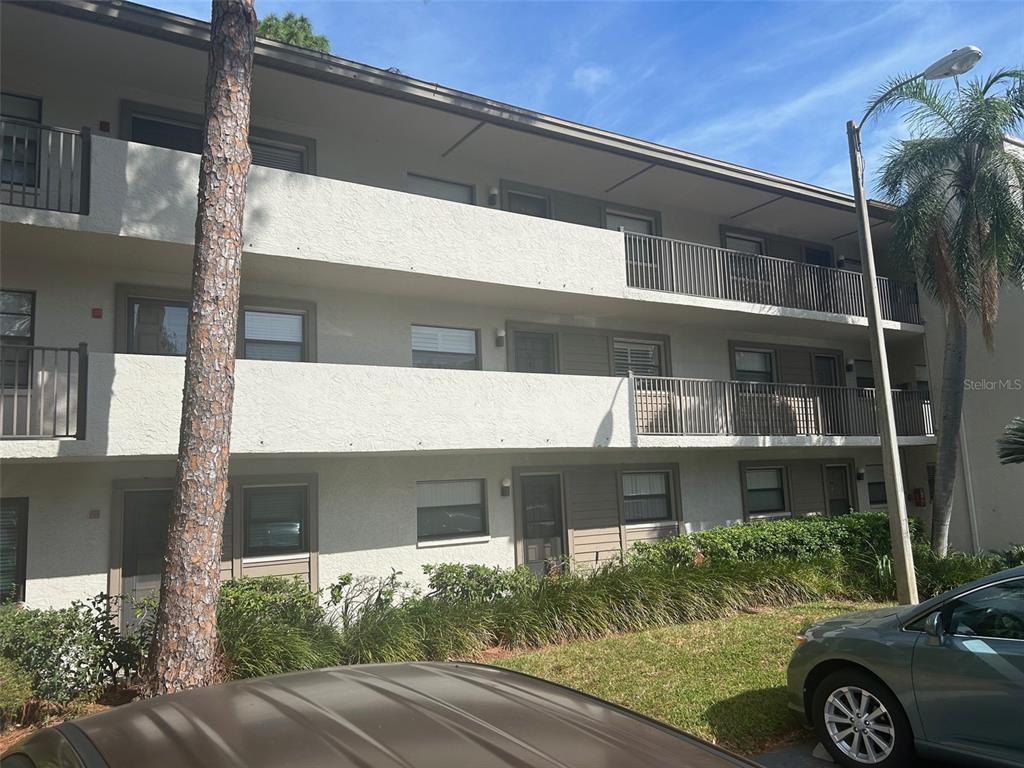 Picture of 3038 Eastland Boulevard Unit F102, Clearwater, FL 33761