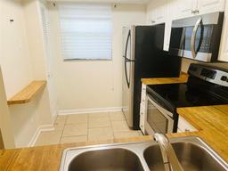 Picture of 3038 Eastland Boulevard Unit F102, Clearwater, FL 33761