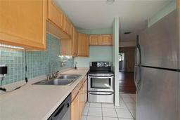 Picture of 131 114Th Terrace Ne Unit 131, St Petersburg, FL 33716