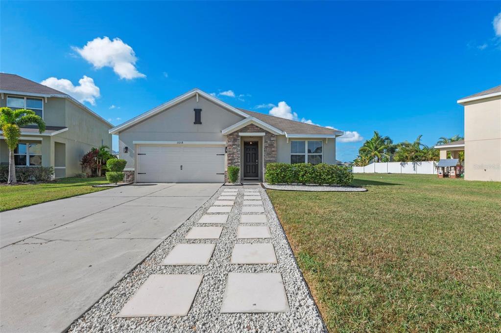 Picture of 15218 Agave Grove Place, Bradenton, FL 34212