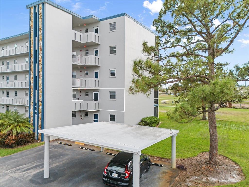 Picture of 3880 Ironwood Lane Unit 208E, Bradenton, FL 34209