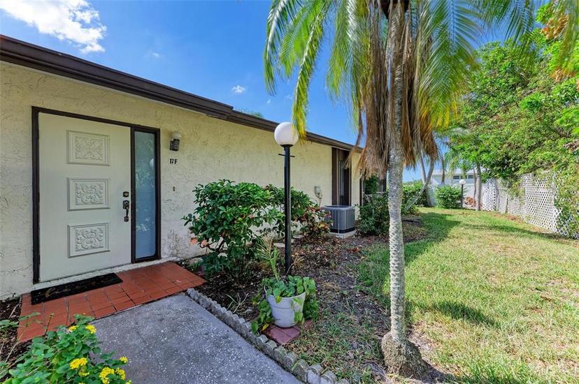 Picture of 5400 34Th Street W Unit 17F, Bradenton FL 34210