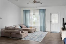 Picture of 13116 NE 7Th Loop, Silver Springs, FL 34488