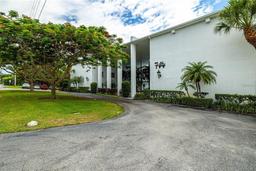 Picture of 50 Harbor View Lane Unit 12A, Largo, FL 33770