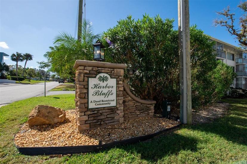 Picture of 50 Harbor View Lane Unit 12A, Largo FL 33770