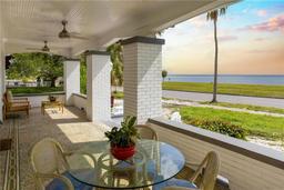 Picture of 2041 Beach Dr Se, St Petersburg, FL 33705