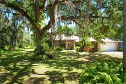 Picture of 3204 Stagecoach Trail, Wimauma, FL 33598