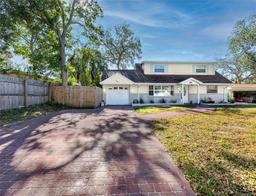 Picture of 11624 Pinedale Avenue, Seminole, FL 33772