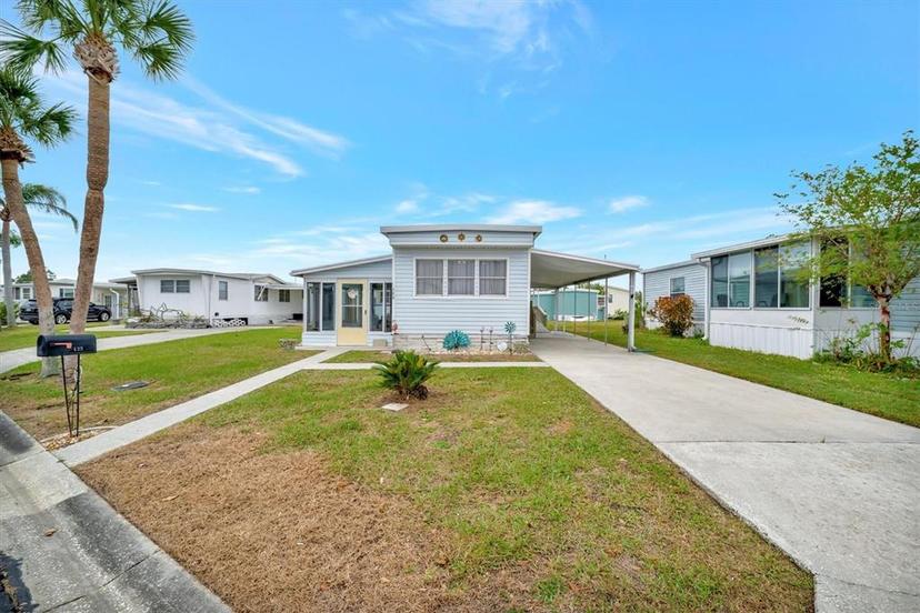 Picture of 122 E Saint Johns Way, Apollo Beach FL 33572