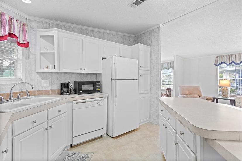 Picture of 2100 Kings Highway Unit 517, Punta Gorda FL 33980