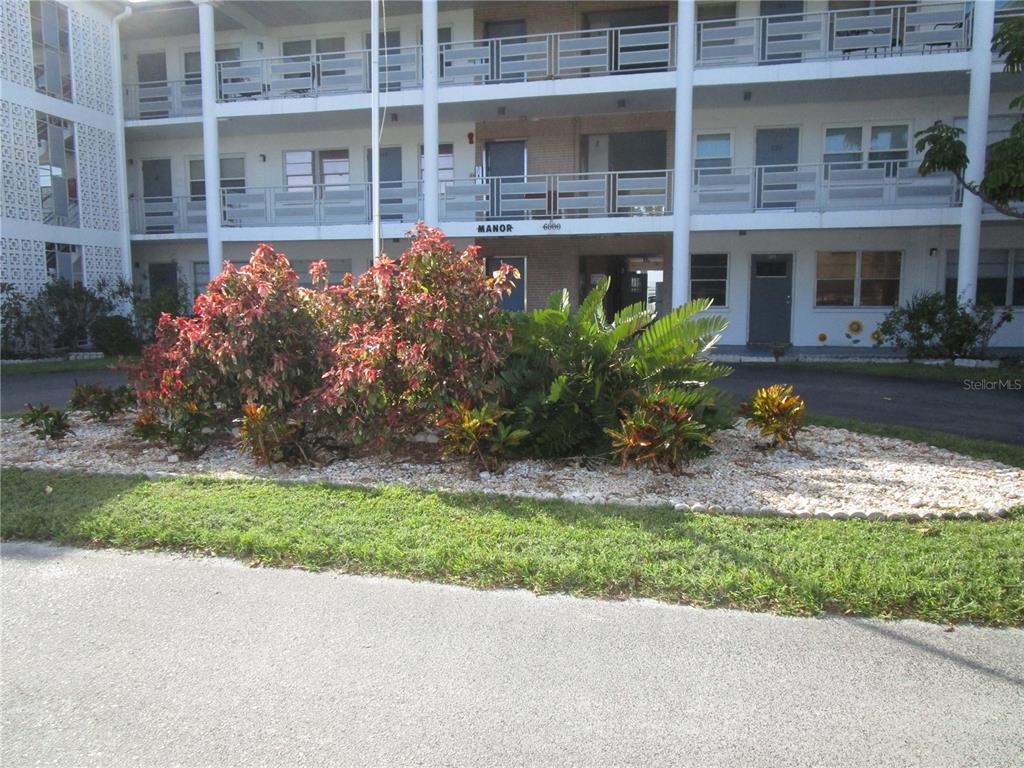 Picture of 6000 20Th Street N Unit 129, St Petersburg, FL 33714