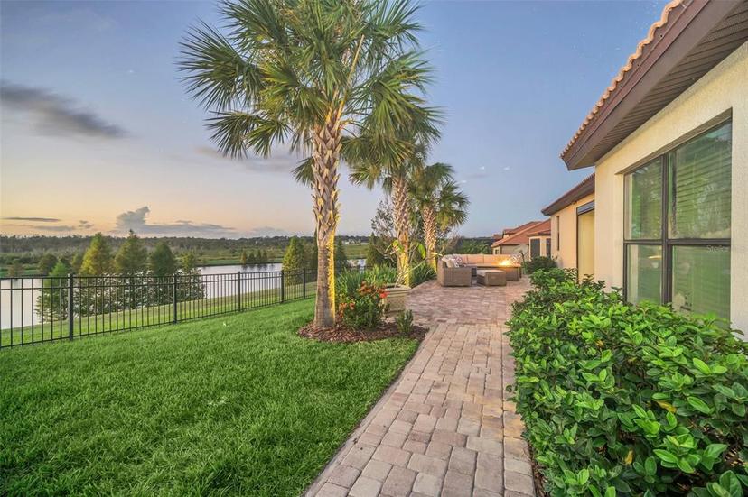 Picture of 4026 Sunset Lake Drive, Lakeland FL 33810