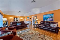 Picture of 8430 Brentwood Road Unit 8430, Seminole, FL 33777