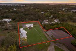 Picture of 1640 Center Road, Terra Ceia, FL 34250