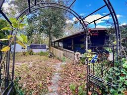 Picture of 5019 NW 50Th Avenue, Bell, FL 32619