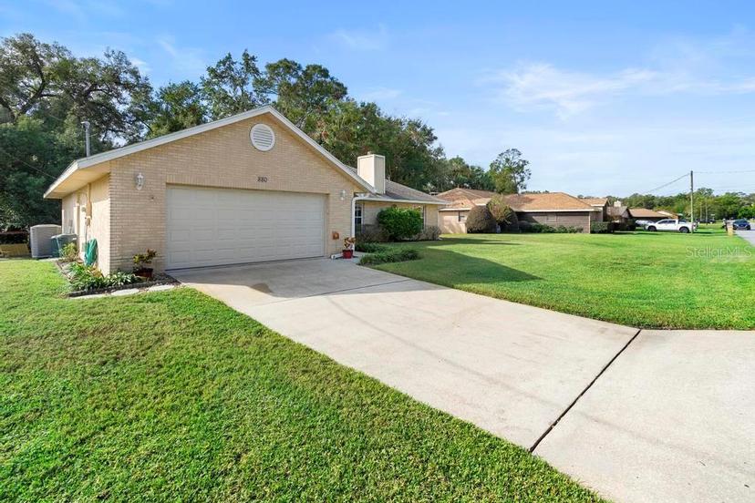 Picture of 880 Crittenden Avenue, Orange City FL 32763