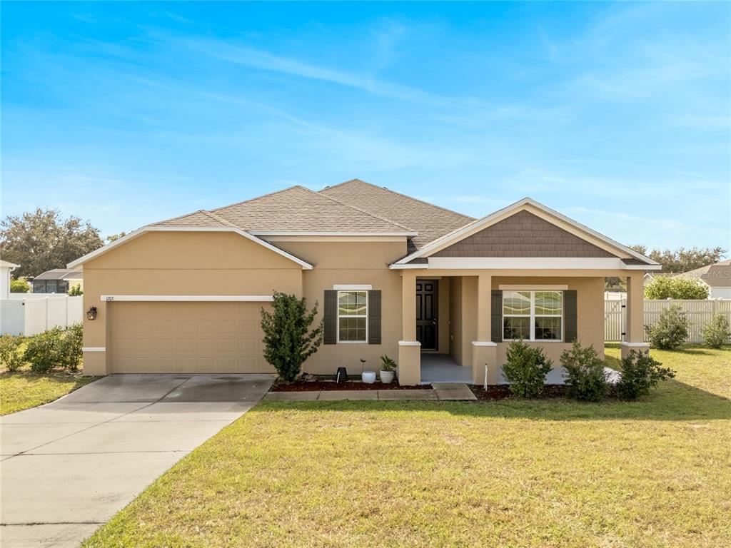 Picture of 1703 Daybreak Drive, Fruitland Park, FL 34731