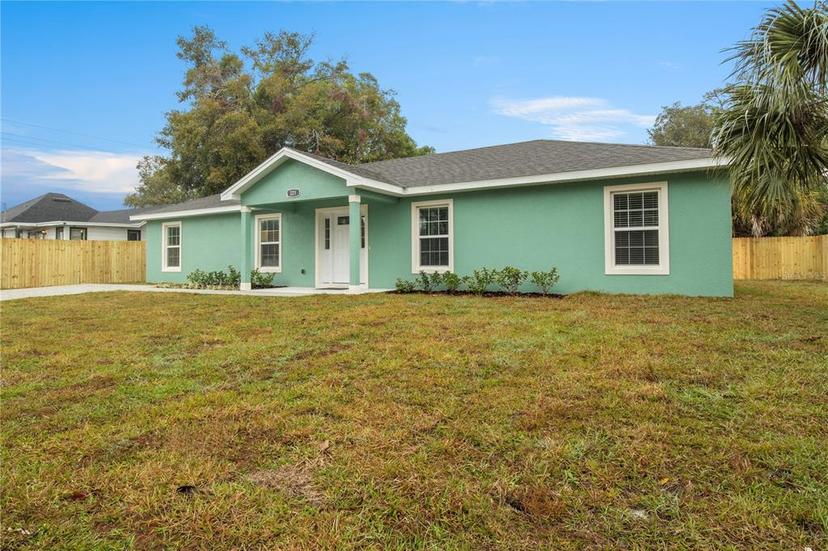 Picture of 221 Avenue P Nw, Winter Haven FL 33881