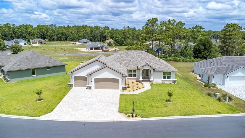 Picture of 17841 SW 72Nd Street Road, Dunnellon FL 34432