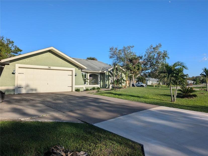 Picture of 705 Chevy Chase Street Nw, Port Charlotte FL 33948