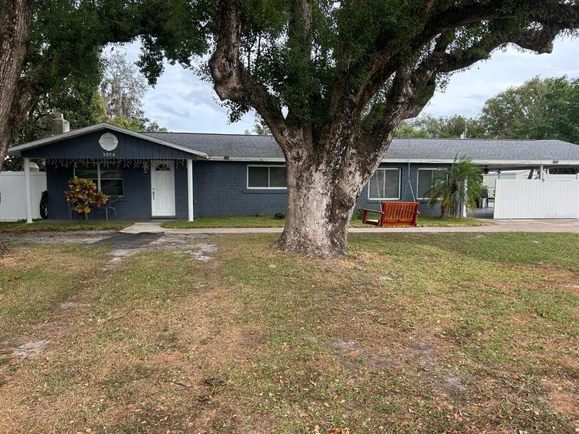 Picture of 5904 16Th Street, Zephyrhills FL 33542