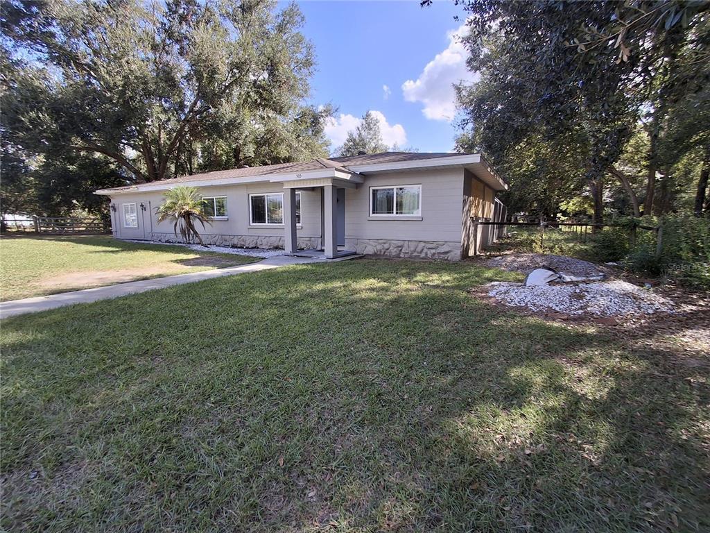 Picture of 505 3Rd Street Sw, Fort Meade, FL 33841