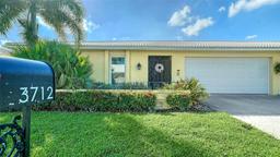 Picture of 3712 Hampshire Lane Unit 5623, Sarasota, FL 34232