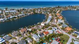 Picture of 405 Harbor Drive S, Indian Rocks Beach, FL 33785