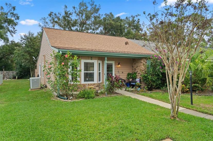 Picture of 6126 Beechwood Drive, Dade City FL 33523