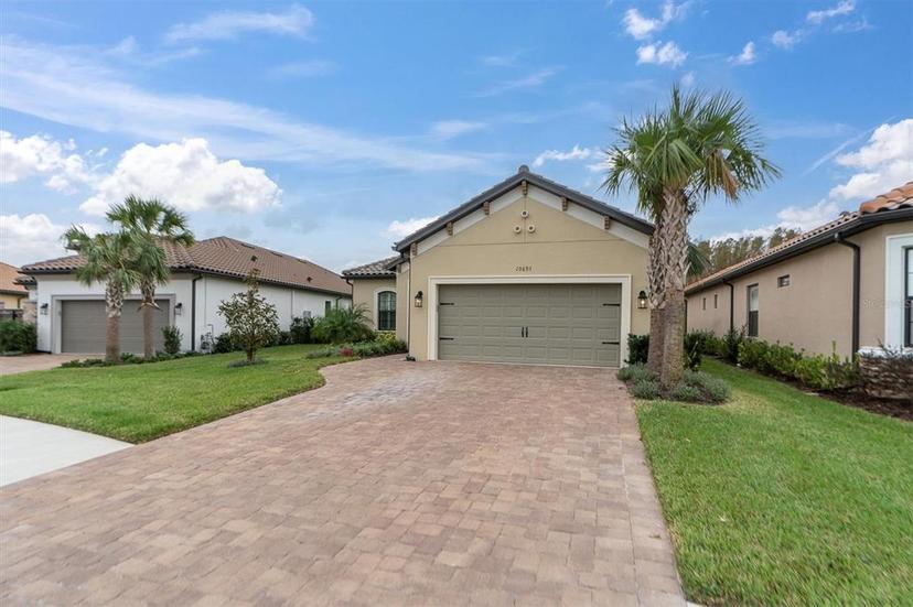 Picture of 10693 Calluna Drive, Odessa FL 33556