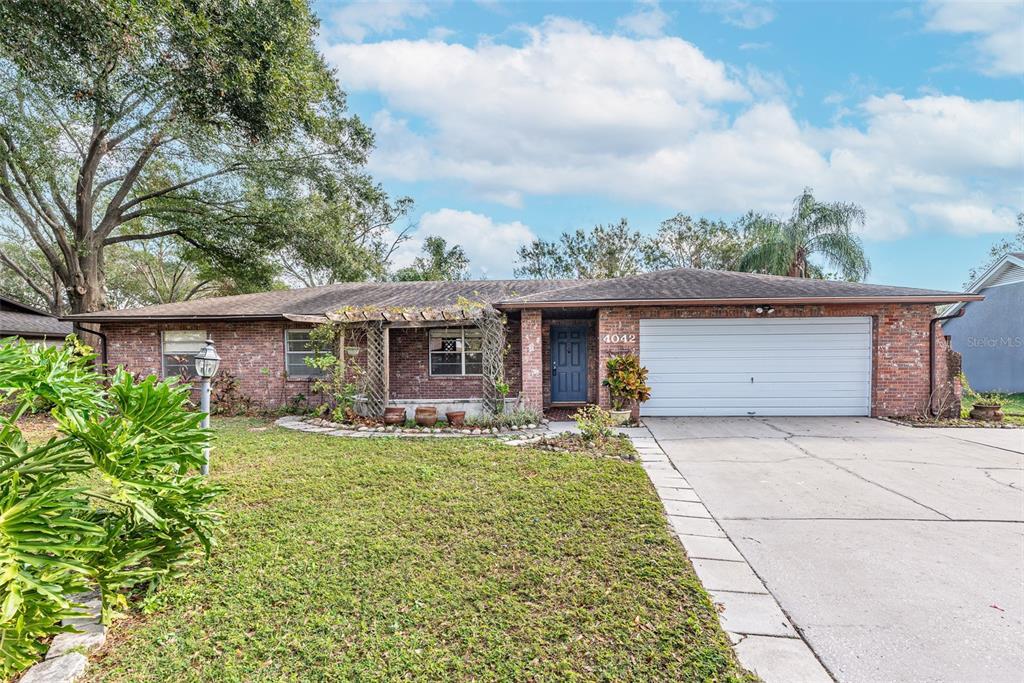 Picture of 4042 Stonehenge Road, Mulberry, FL 33860