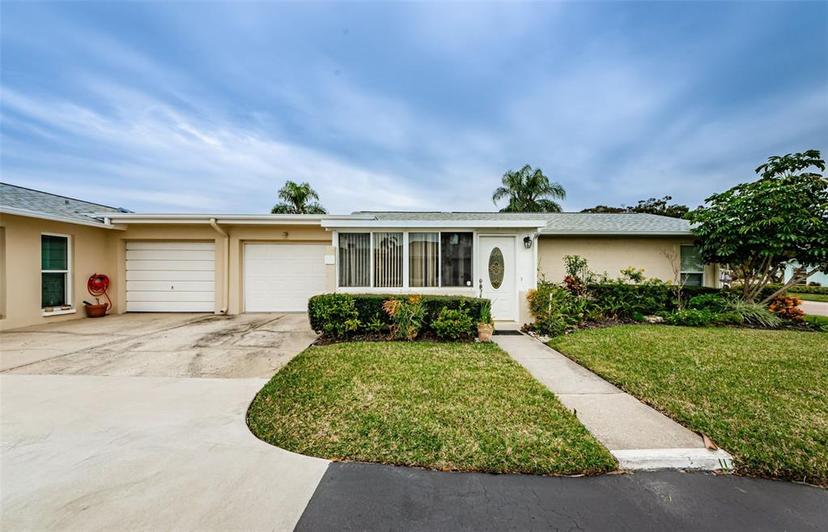 Picture of 2739 Sherbrooke Lane Unit B, Palm Harbor FL 34684