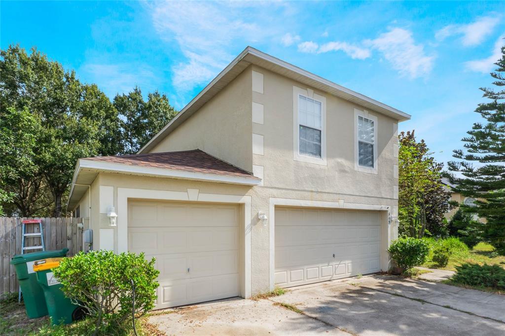 Picture of 809 Deer Glen Court, Fruitland Park, FL 34731