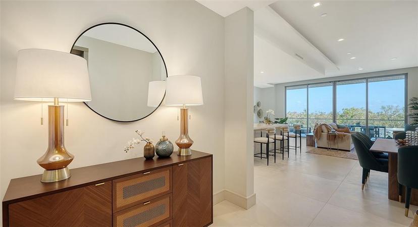 Picture of 1591 Gulf Of Mexico Drive Unit 316, Longboat Key FL 34228