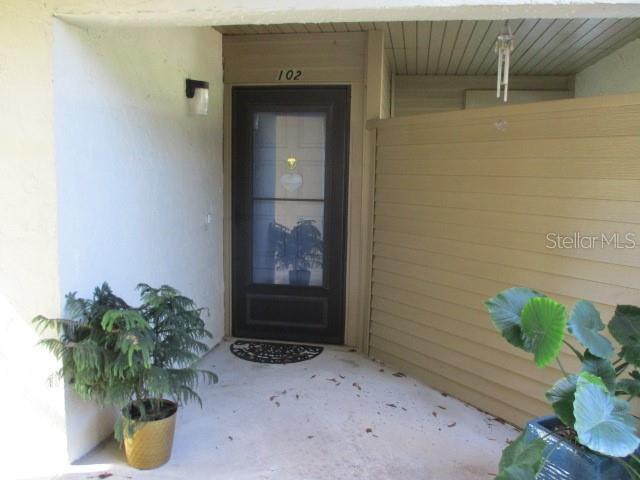 Picture of 4108 Pinelake Lane Unit 102, Tampa FL 33618