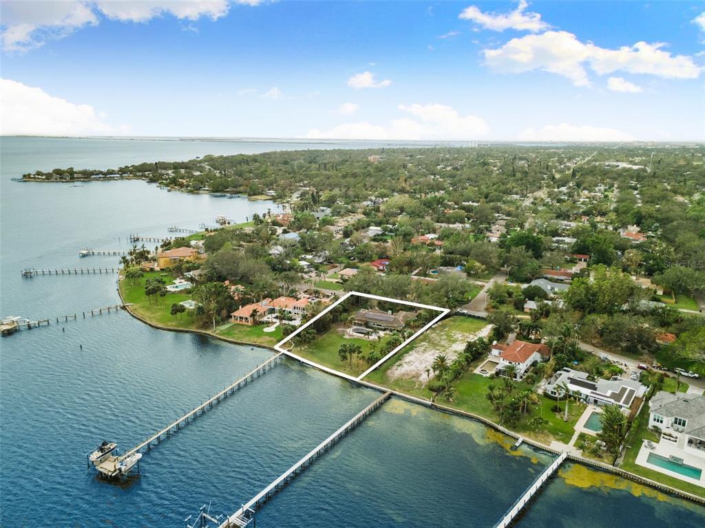 Picture of 6200 Bahama Shores Drive S, St Petersburg, FL 33705