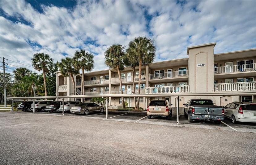 Picture of 920 Virginia Street Unit 302, Dunedin FL 34698