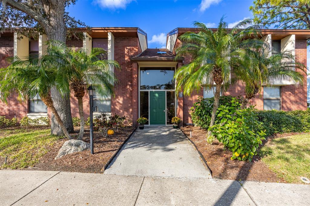 Picture of 236 Caryl Way Unit 16, Oldsmar, FL 34677