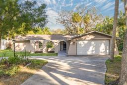 Picture of 5910 River Road, New Port Richey, FL 34652