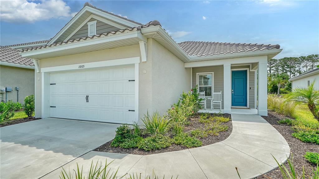 Picture of 10105 Canaveral Circle, Sarasota, FL 34241